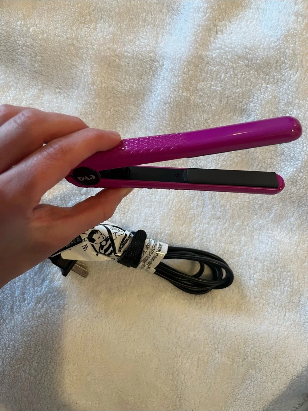 Travel Size Mini Ceramic Flat Iron - Iridescent Pouch Included - Picture 2 of 2